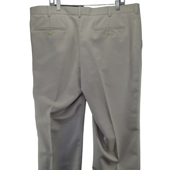 Van Heusen Mens Traveler Pants Beige Size 40 100% Polyester Zip Button Closure - Picture 2 of 12
